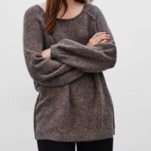Aritzia Wilfred Crewneck Sweater